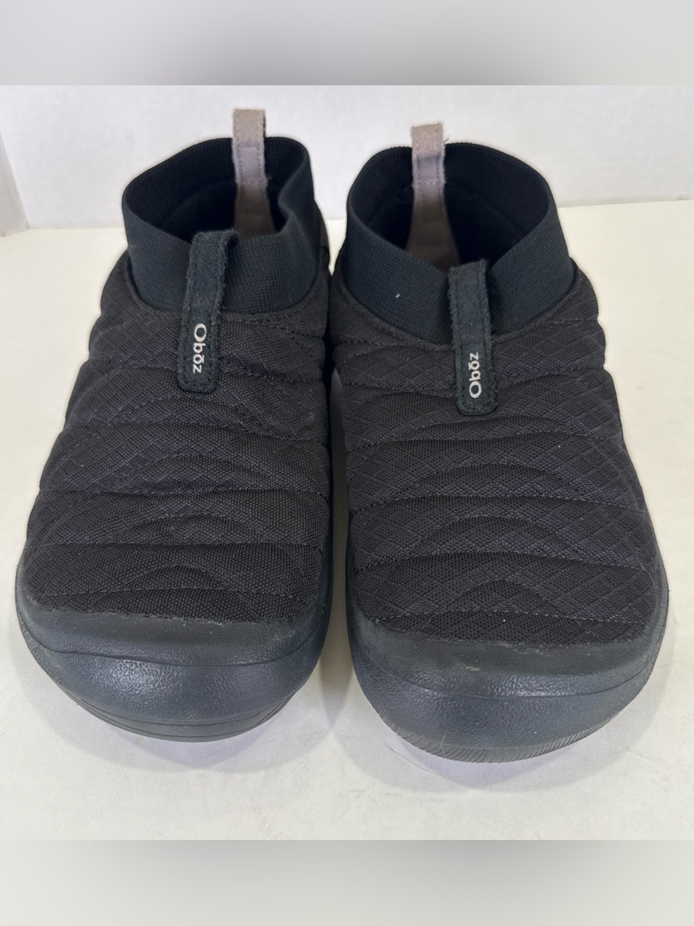 Oboz whakata puffy women’s Size 8 slip on sneaker Quilted Comfort Black